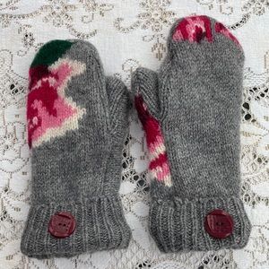 Grey and Pink wool Sweater Mittens